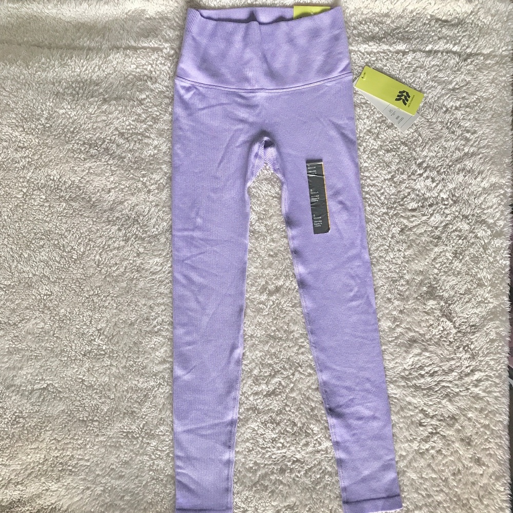 All In Motion Lilac Colored Women's High Rise Legging Size Small